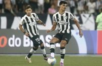 Danilo Barbosa, do Botafogo, organiza rifa para arrecadar fundos para o RS