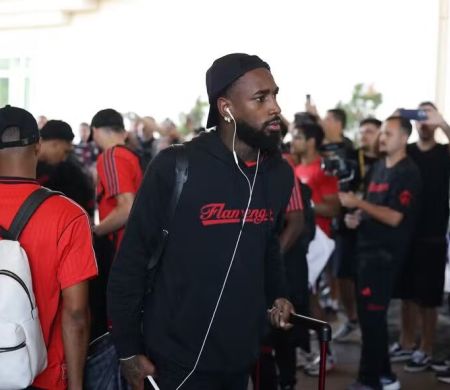 A caminho do Zenit, Flamengo confirma saída do volante Gerson