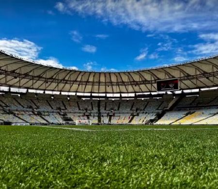 Vindos de vitória, Vasco e Flu se enfrentam no Maracanã 