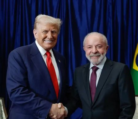 Lula se reúne com Trump na Malásia e discute relações entre Brasil-EUA Lula se reúne com Trump na Malásia e discute relações entre Brasil-EUA