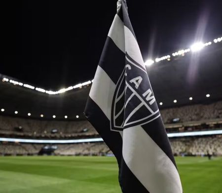 Galo mineiro diz que vai deixar Libra e retornar à Liga Forte União Galo mineiro diz que vai deixar Libra e retornar à Liga Forte União