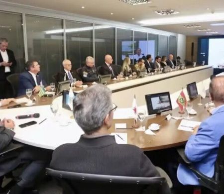 Riedel defende integração entre estados para enfrentar crime organizado Riedel defende integração entre estados para enfrentar crime organizado