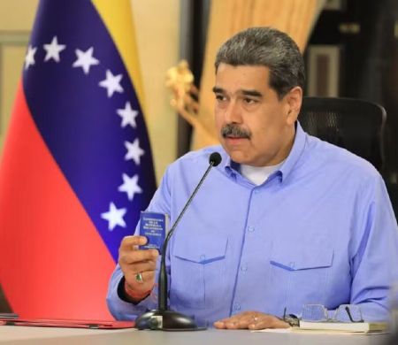 Maduro faz novo apelo a Trump para não haver guerra 'como do Afeganistão'