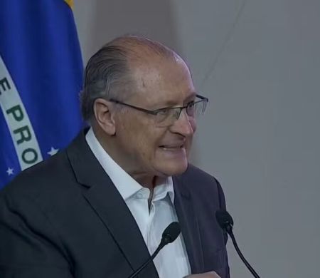 É preciso triplicar energia renovável e dobrar eficiência até 2030, diz Alckmin