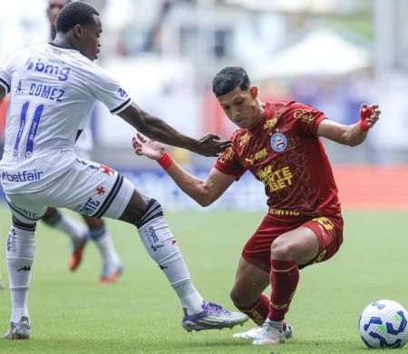 Bahia reencontra vitórias e afunda ainda mais o Vasco no Brasileiro