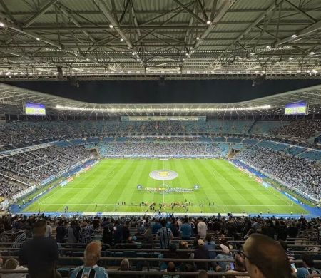 Grêmio recebe o desfalcado Palmeiras em casa nesta terça-feira  