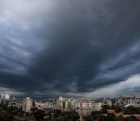 Ciclone deve provocar ventania, tempestades e queda de temperatura 