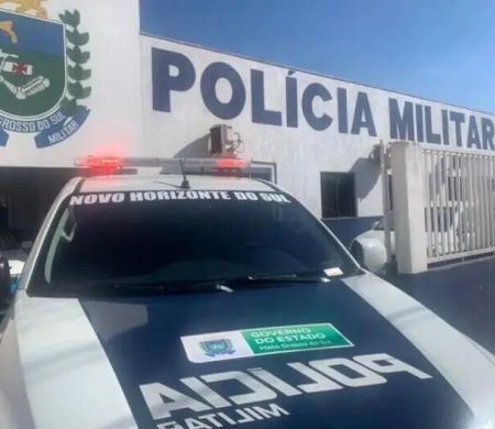 Homem é morto a tiros em barbearia enquanto segurava filho de 3 anos