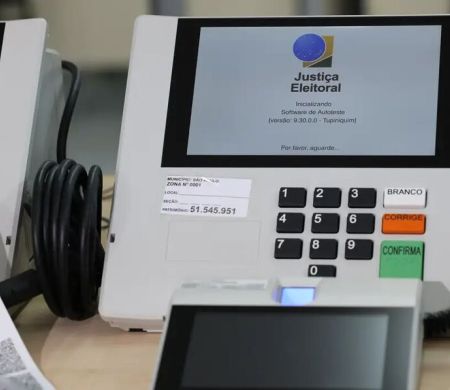 TSE propõe novas regras e recebe sugestões sobre eleições de 2026