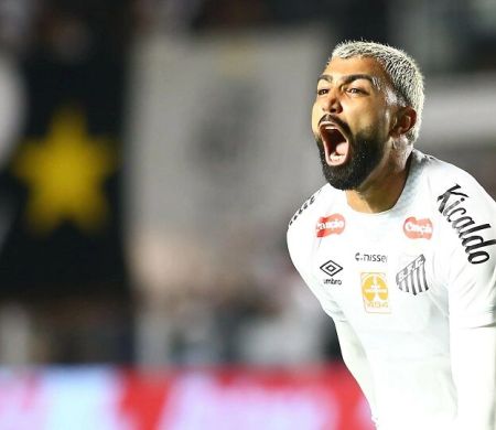 Gabigol marca nos acréscimos, e Santos arranca empate do Corinthians