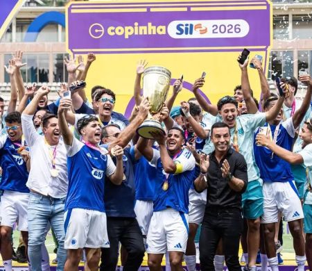 Cruzeiro é campeão da Copinha ao derrotar o São Paulo no Pacaembu