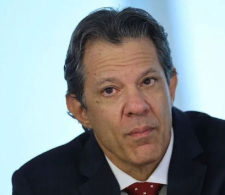 Com saída em fevereiro, Haddad diz que Lula definirá substituto
