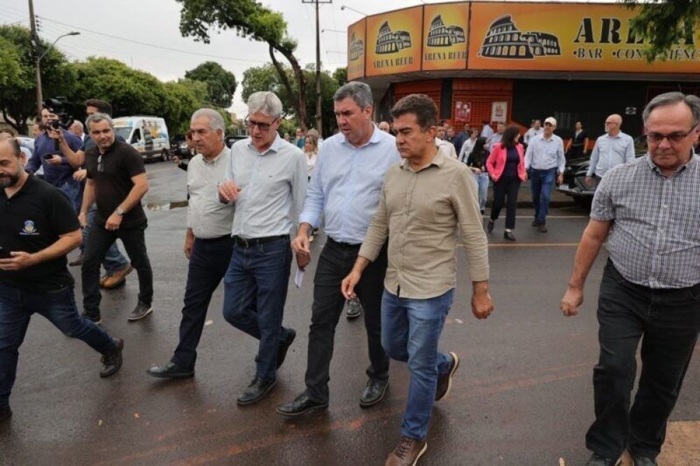 Riedel e Marçal durante agenda pública em Dourados. (Foto: A.Frota)