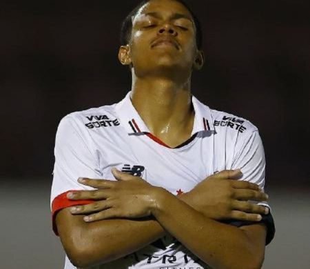 São Paulo avança à final da Copinha com dois gols de Ryan