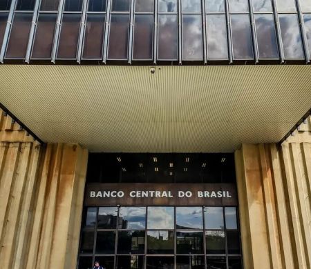 Mercado financeiro eleva previsão da inflação de 5,08% para 5,5%