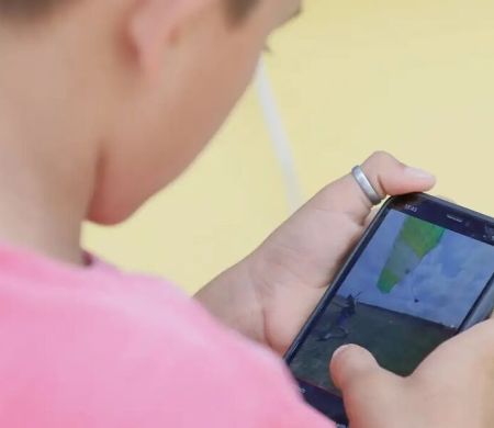 Escolas iniciam ano letivo com proibição de celular na educação básica