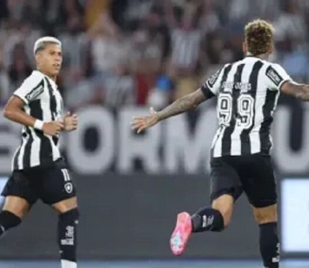 Botafogo vence o Fluminense, mantém tabu e entra de vez na briga pelo título do Carioca 