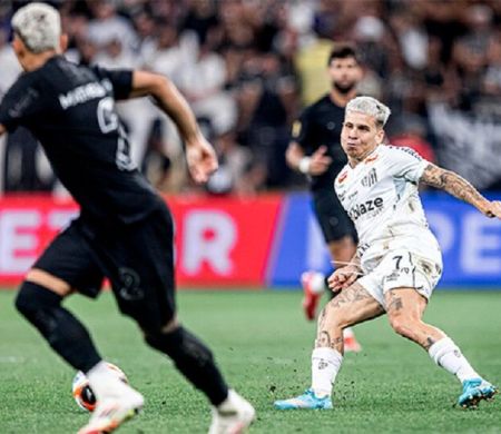 Corinthians impõe ritmo, bate o Santos na Neo Química Arena e chega à decisão