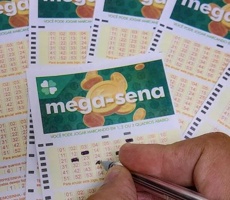 Com prêmio acumulado em R$ 12 mi, Mega tem sorteio nesta terça 