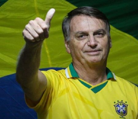 Ex-presidente Jair Bolsonaro reafirma que será candidato em 2026