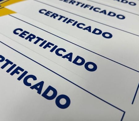 Sejuv certifica 200 alunos e lança Escola de Marketing JUV ON para qualificação profissional