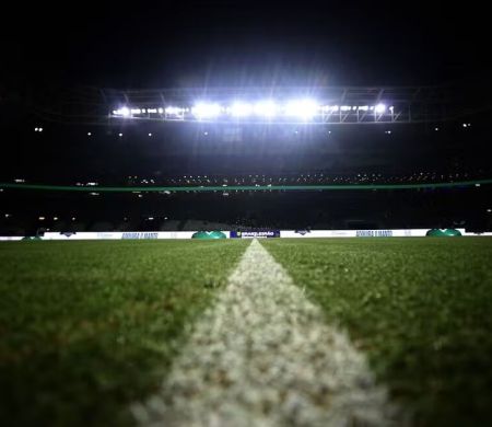 Palmeiras e Corinthians se enfrentam pela 1ª partida da final 