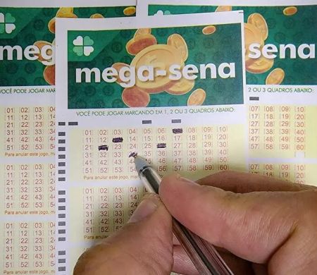 Prêmio estimado da Mega-Sena desta quinta é de R$ 6,2 milhões 