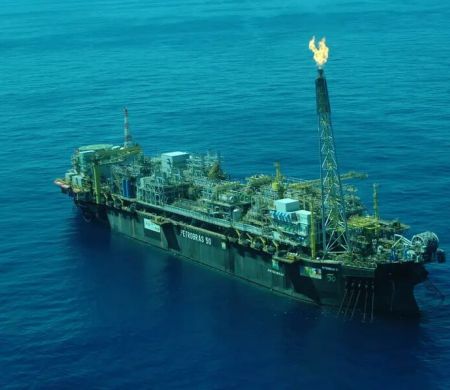 Petrobras descobre hidrocarbonetos no pré-sal da Bacia de Campos