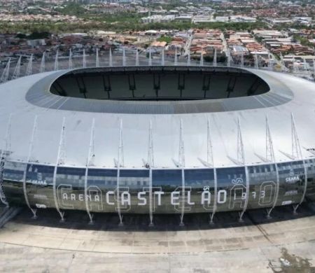 Fortaleza e Palmeiras medem força esta noite na Arena Castelão 
