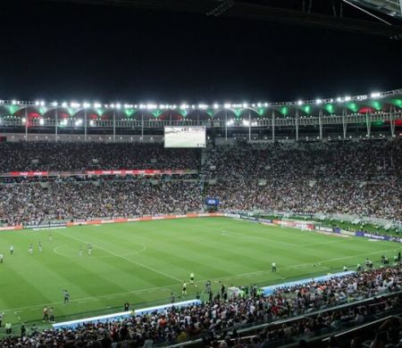 Embalado, Fluminense recebe o Vitória-BA esta noite no Maracanã 