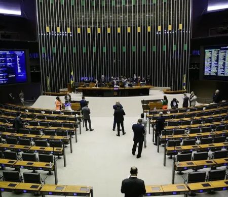 Congresso mantém R$ 10 bi de emendas em ações genéricas não detalhadas como serão gastas