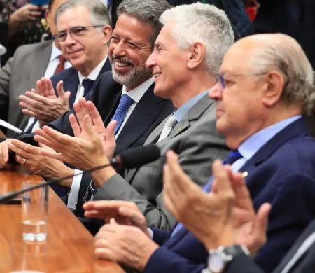Câmara instala comissão sobre isenção do Imposto de Renda até R$ 5 mil