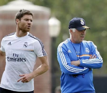 Jornal põe Xabi Alonso no Real, já no Mundial, e Ancelotti livre para seleção