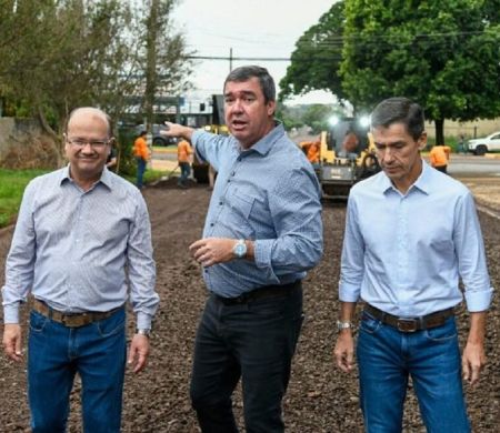 Com extensa agenda em Dourados, Riedel contempla a agropecuária e garante obras 