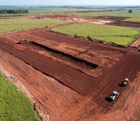 Com valores de R$ 1 bi, obras da unidade de processamento de soja avançam em Naviraí