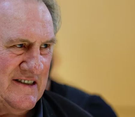 Justiça francesa condena Gérard Depardieu a 18 meses de prisão por agressões sexuais