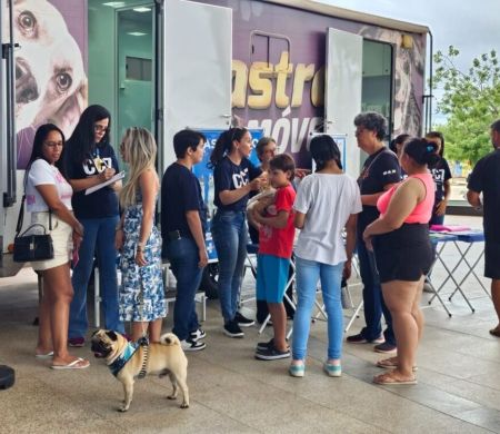Sábado no shopping tem Castramóvel, vacinação gratuita e atrações para a criançada