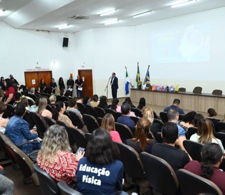 Saúde mental nas escolas é tema de novo curso da Semed