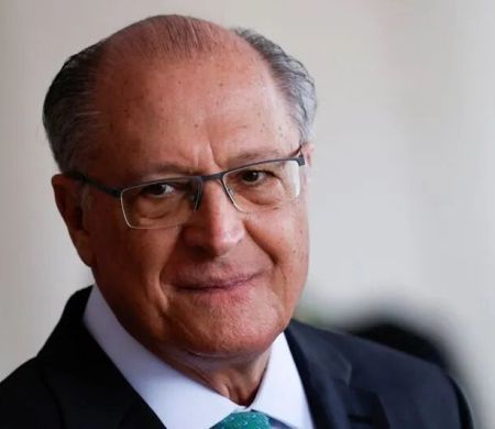 Alckmin recebe alta do hospital após sentir dores abdominais