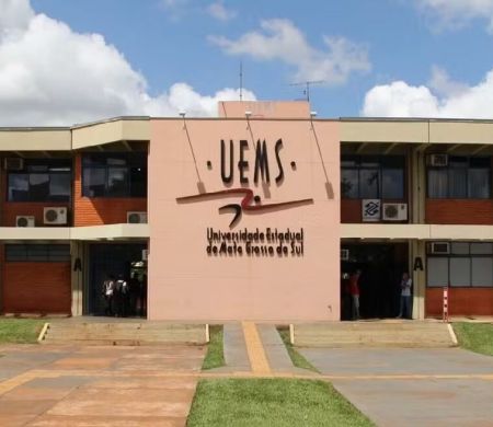 UEMS abre inscrições para portadores de diploma que desejam cursar nova graduação