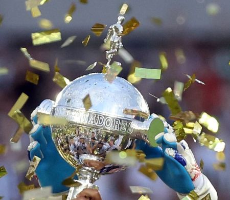 Com duelo brasileiro, Libertadores define oitavas de final
