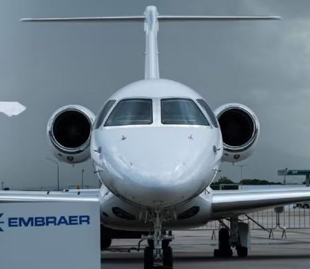 Embraer tem suspensa a entrega de jatos devido a tarifas de Trump