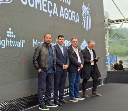 Pai de Neymar diz que meta do jogador é renovar com o Santos