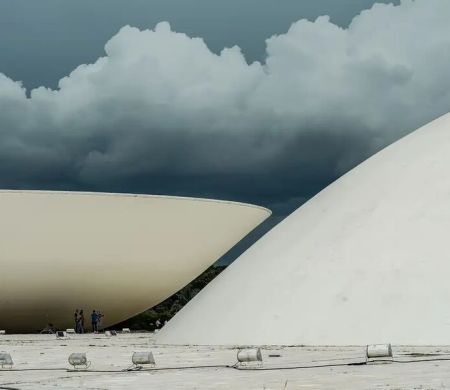 Discussão sobre <span style=
