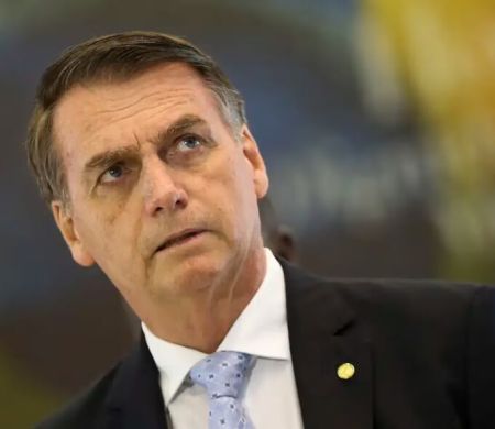 Bolsonaro se diz o político mais perseguido do Brasil