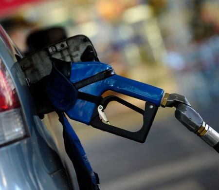 Mistura de etanol na gasolina pode subir para frear preços