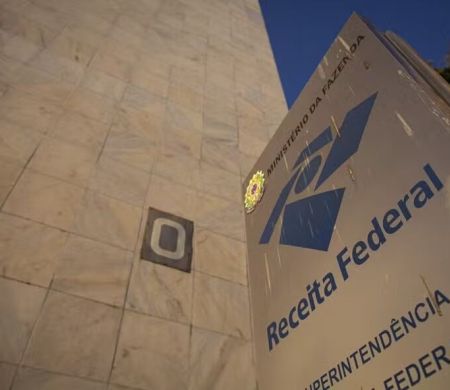 Receita quer ampliar fiscalização em grandes empresas e contribuintes ricos