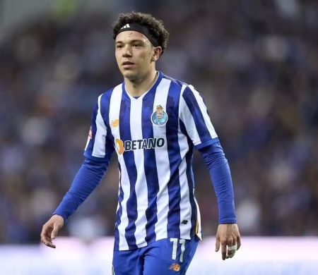 Eliminado, Porto prepara barca com Pepê, ex-Grêmio, e mais oito