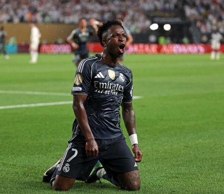 Real vence Salzburg com gol de Vini Jr. e encara a Juventus nas oitavas