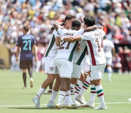 Fluminense vence a Inter de Milão e vai às quartas do Mundial de Clubes